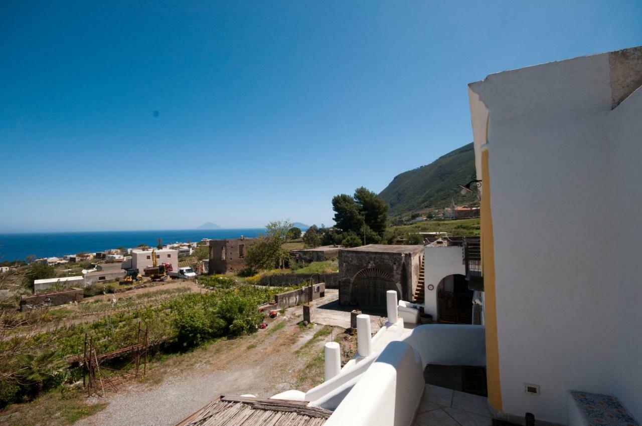 Hotel Casa Vacanze Dell'Avvocato Malfa  Exteriér fotografie